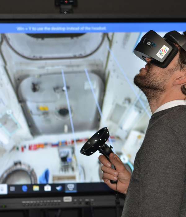 Alquiler de Equipos de Realidad Virtual Planeta VR Colombia Operadores Especializados